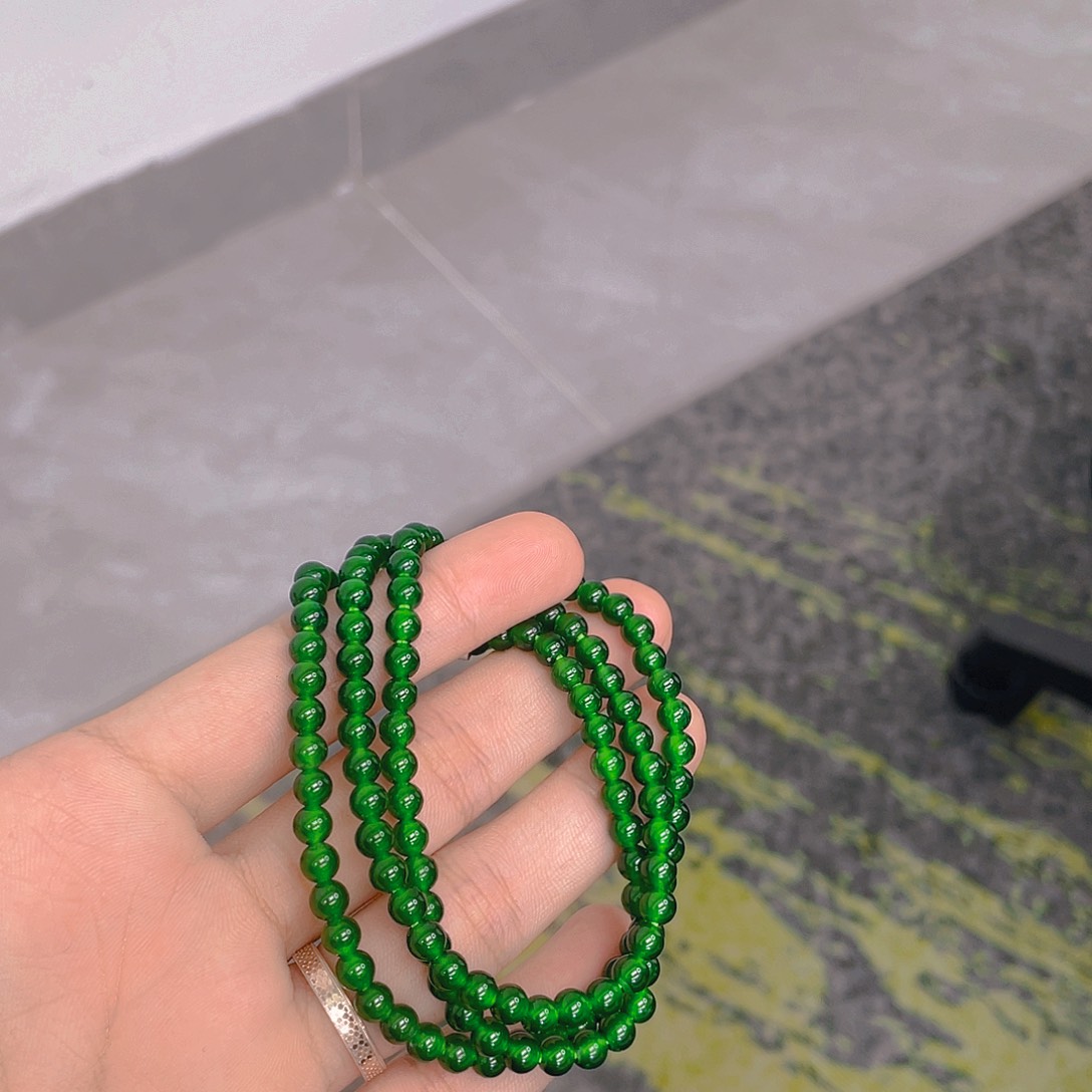 翡翠未镶嵌颈饰卡5