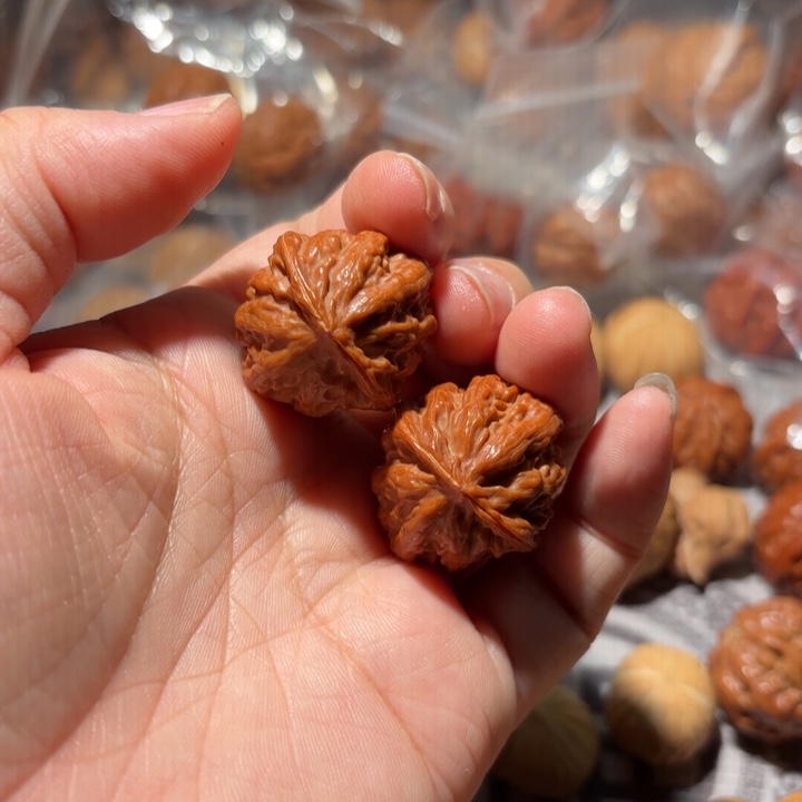人***把件文玩核桃野生核桃秋子手捻