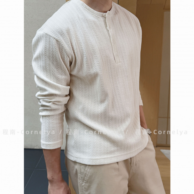 C / Cornelya见秋 ’轻质肌理复古亨利领纽扣通勤休闲简约长袖T恤