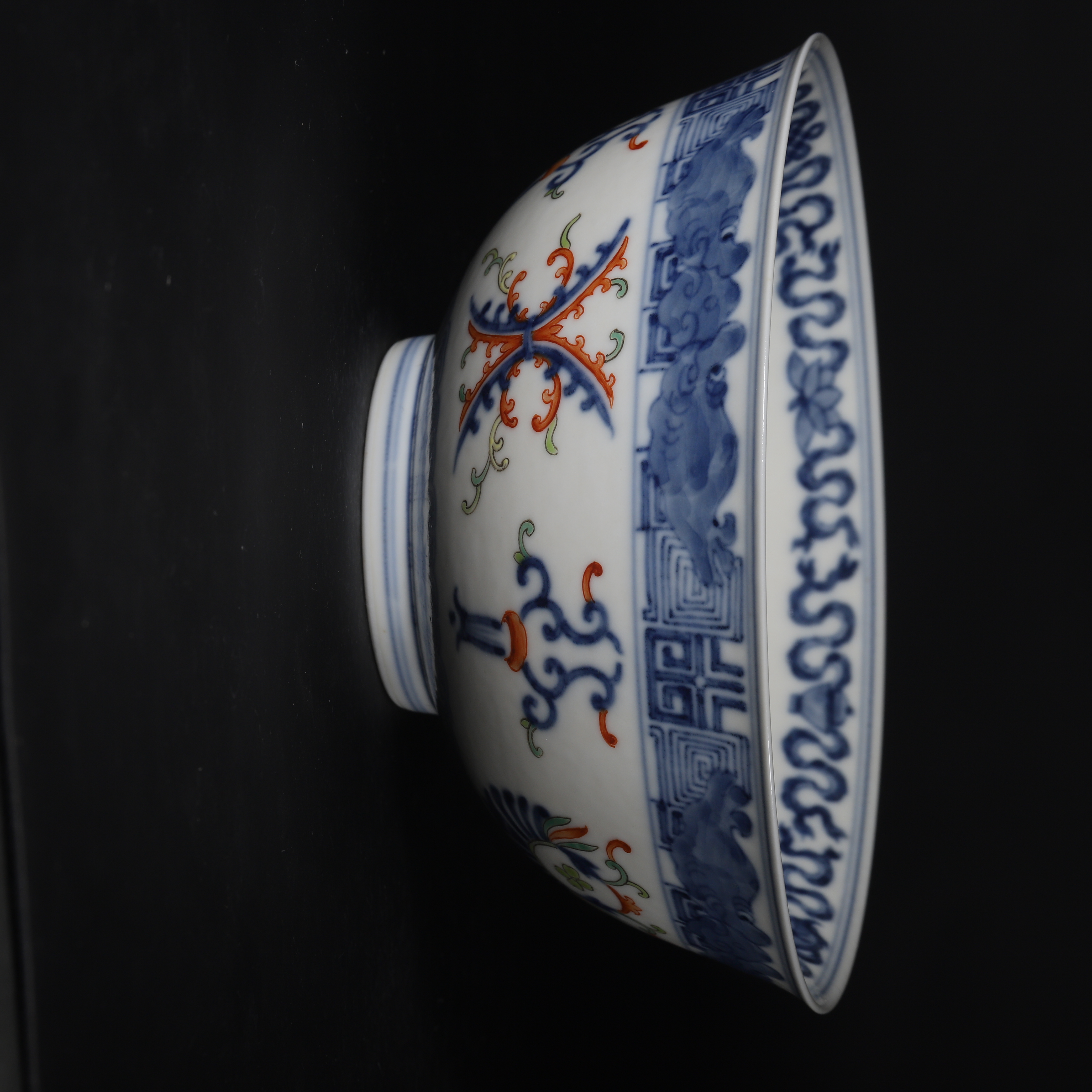 Lot39 清光绪 斗彩花卉纹碗