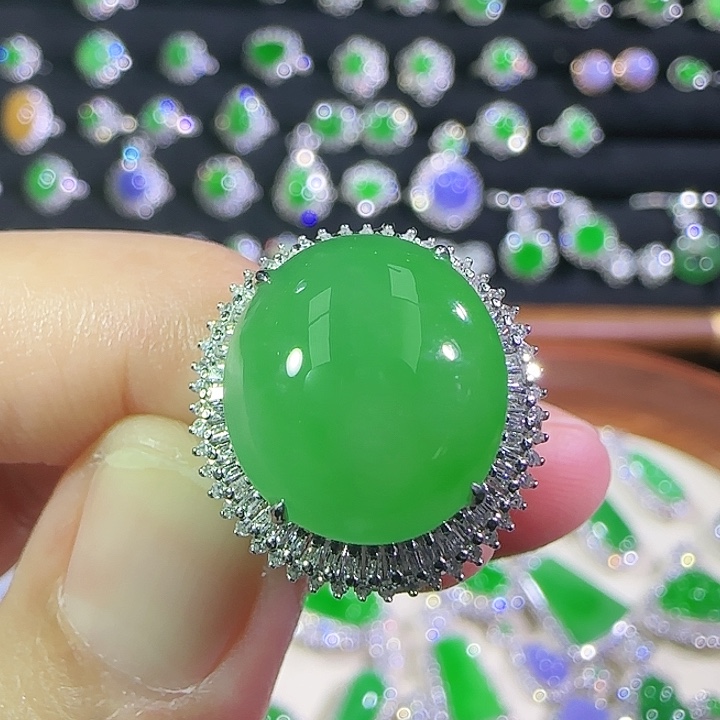 翡翠18K金镶嵌吊坠(不含链)