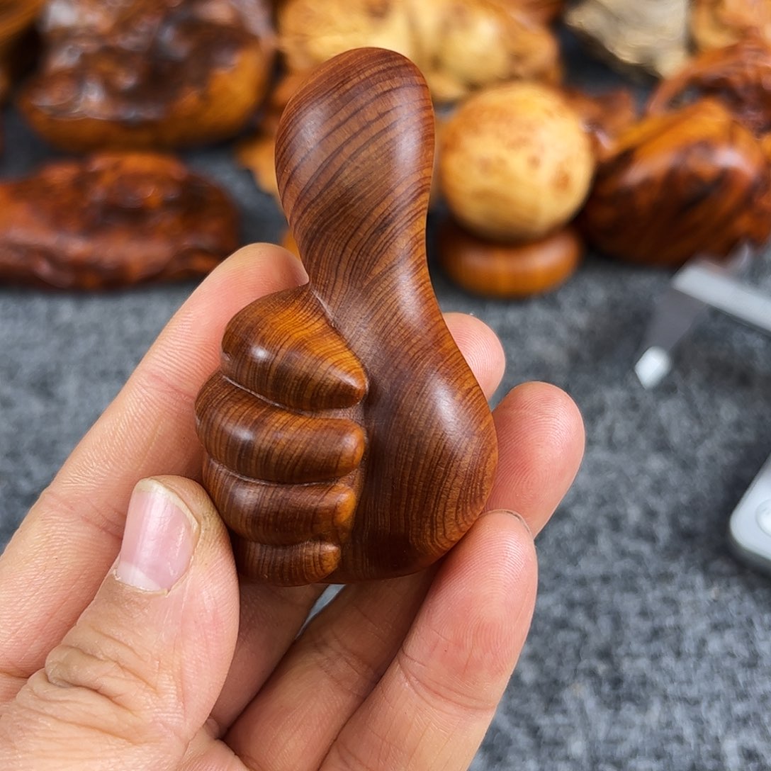 柏木太行崖柏黑油塘心手把件