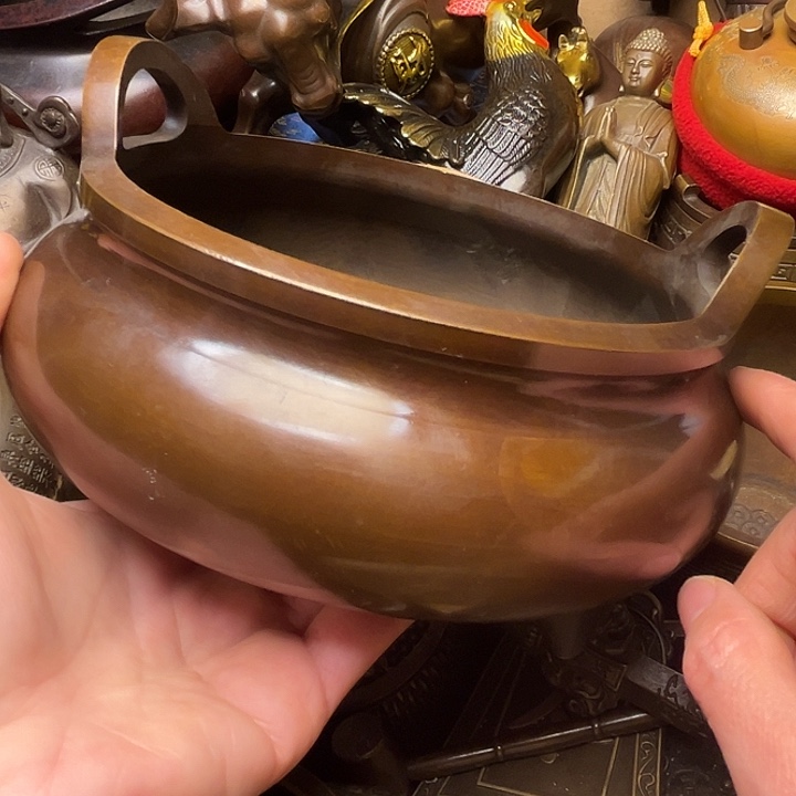 精美铜器批发档口