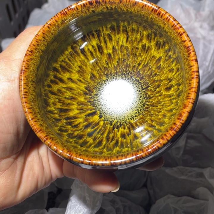 茶盏在这条街走到