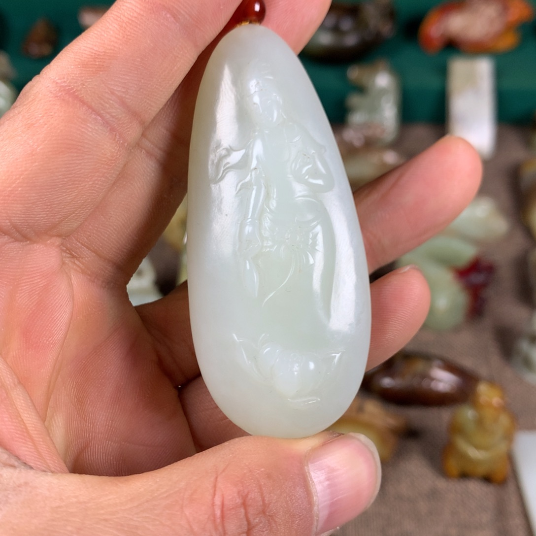 和田玉颈饰未镶嵌