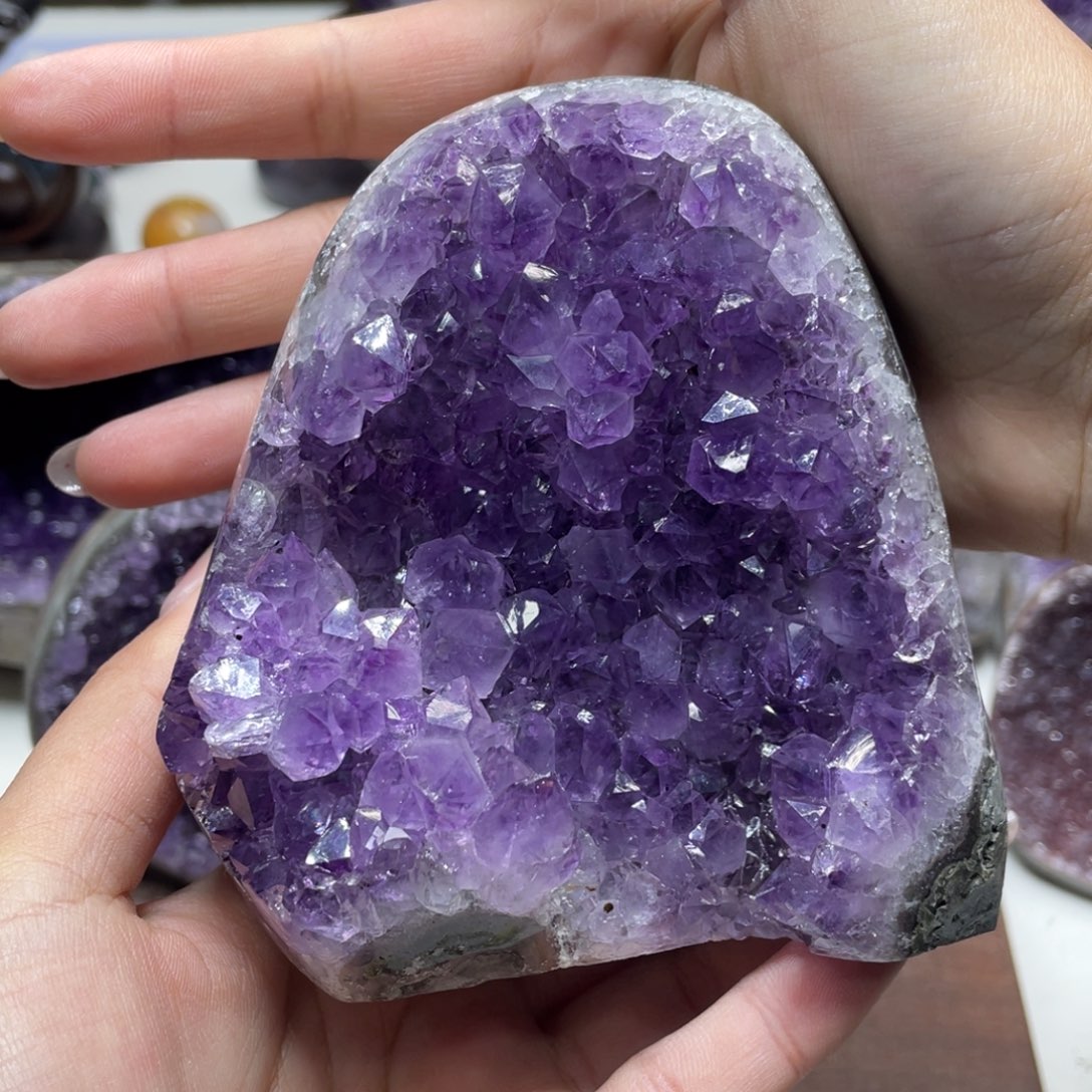 紫晶大型摆件（非配饰）未镶嵌