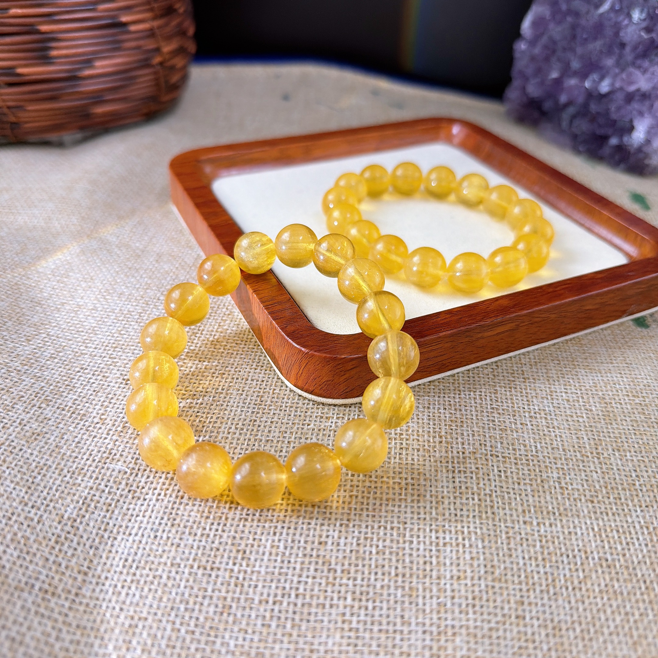 s821天然金丝雀拉丝黄萤石手串 12mm  多样性发一件