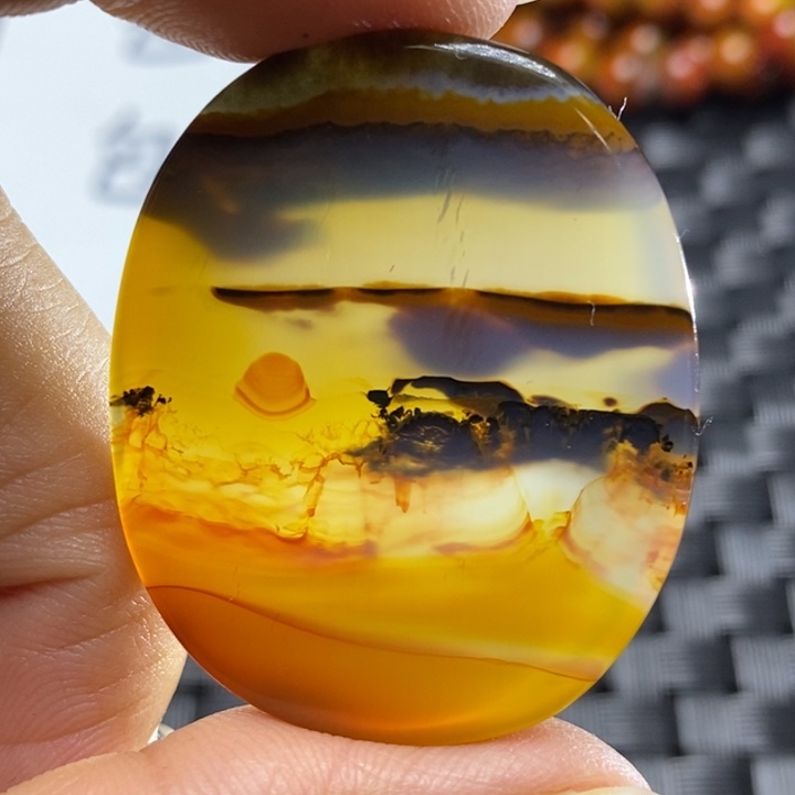 玛瑙/玉髓颈饰未镶嵌