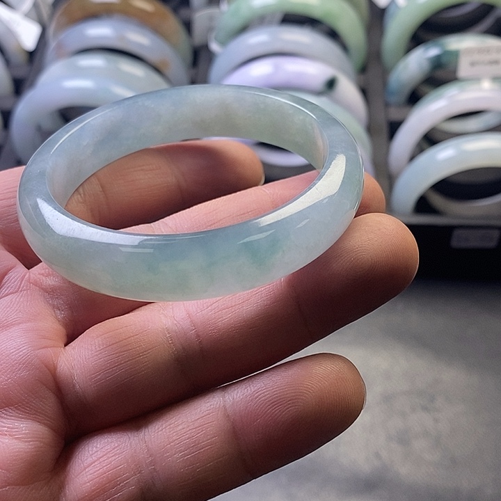 全***！翡翠未镶嵌手镯正