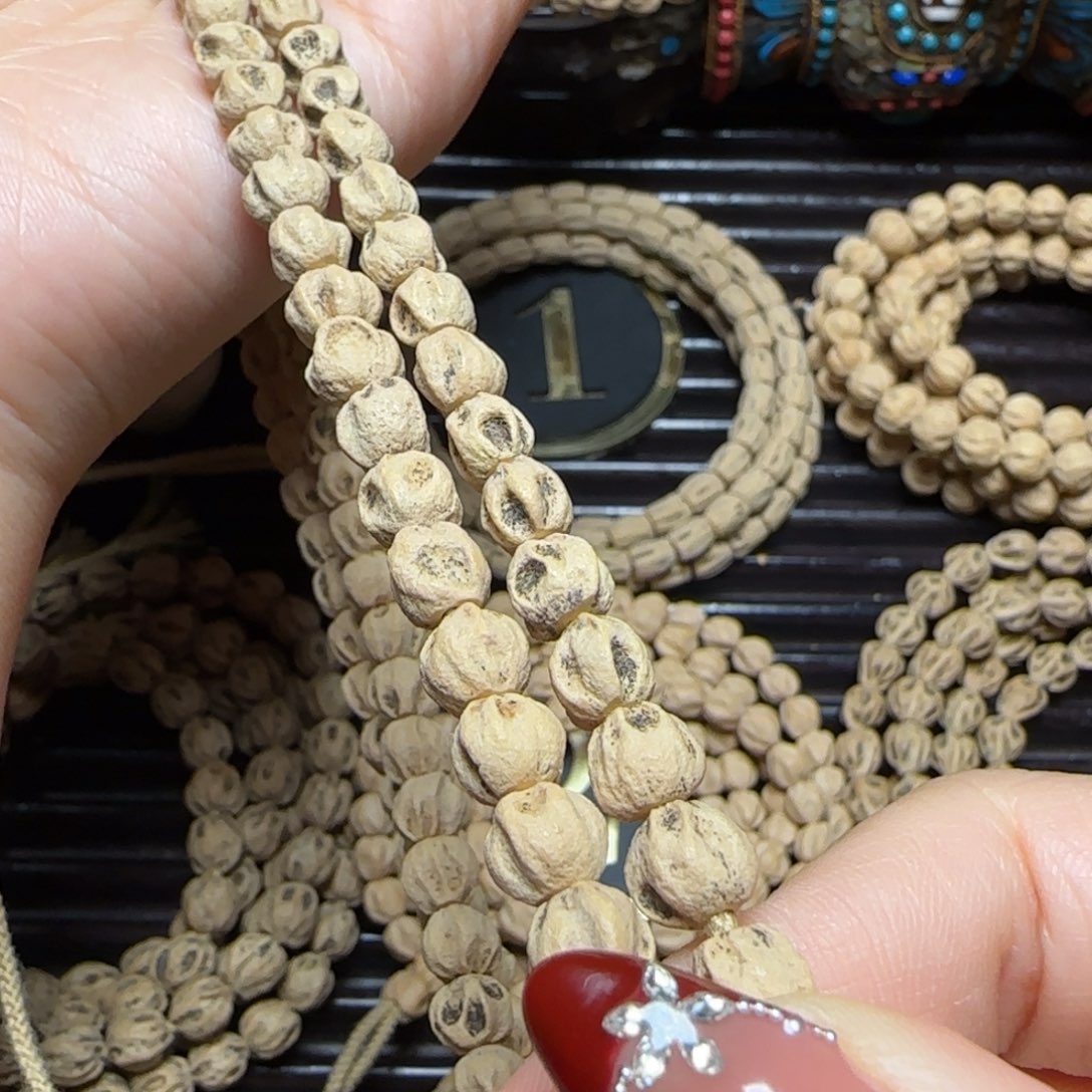 柏香籽/百香籽吊坠