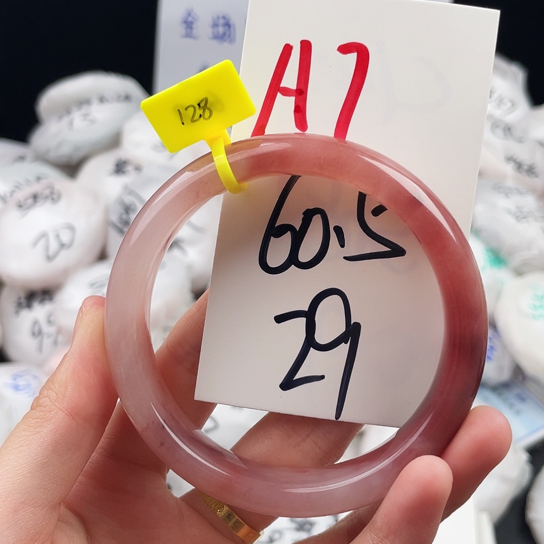 石英质玉未镶嵌手镯A7
