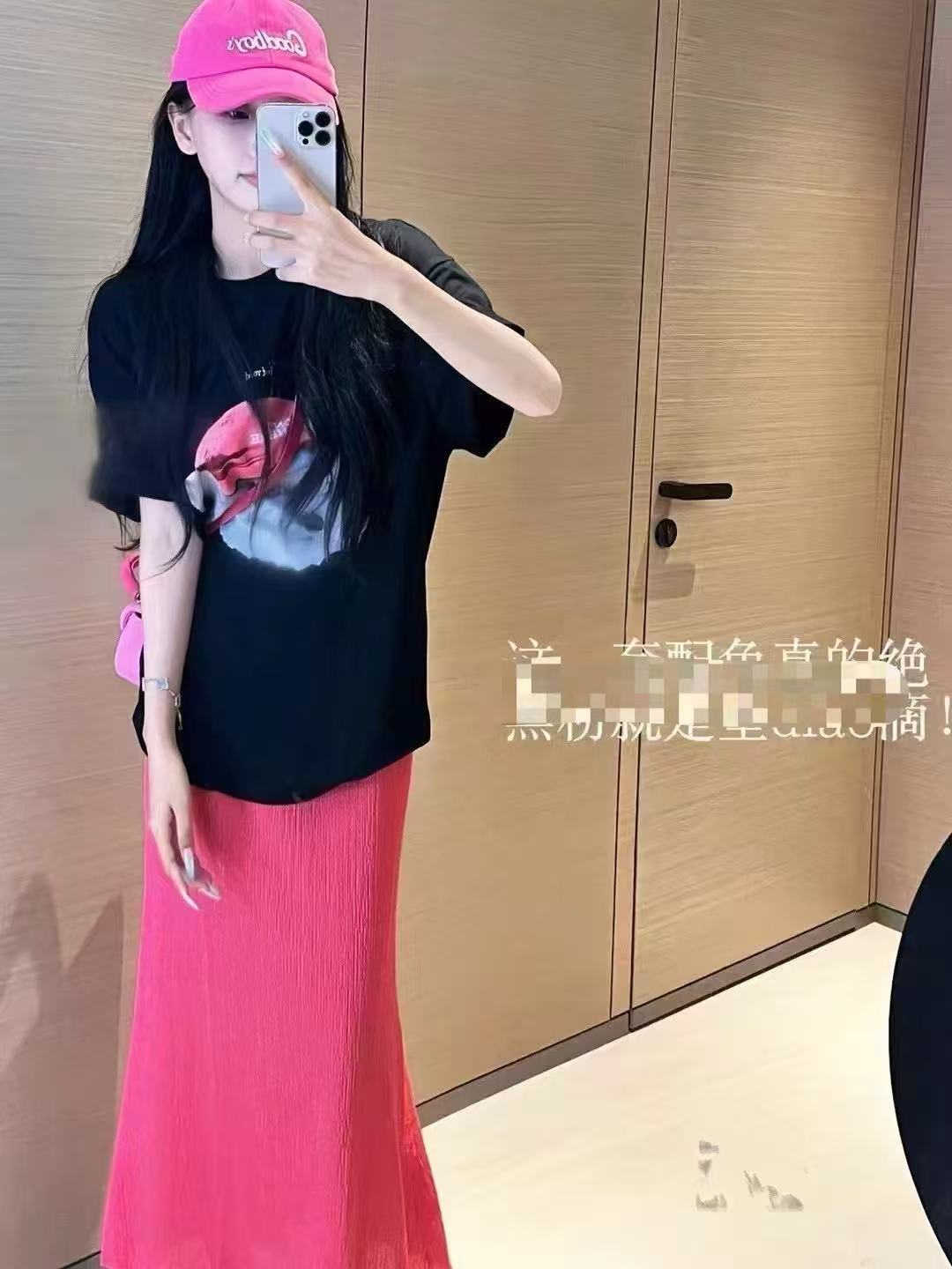 2025夏薄款百搭半小狗T恤