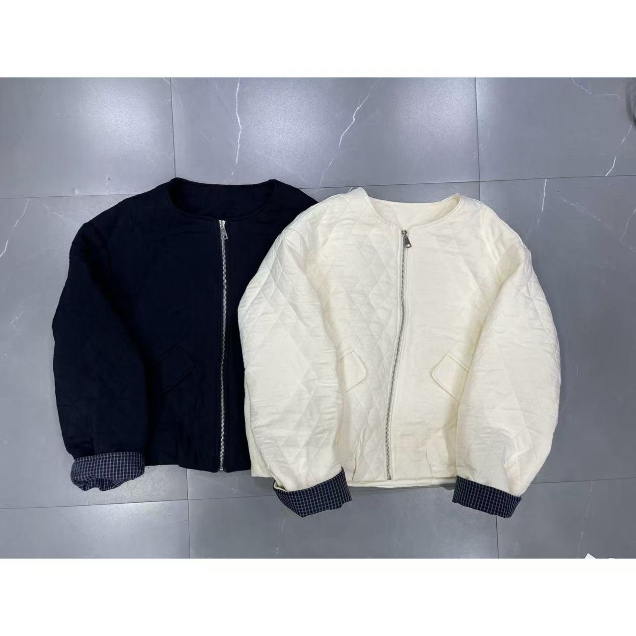 圆领拼格休闲外套
