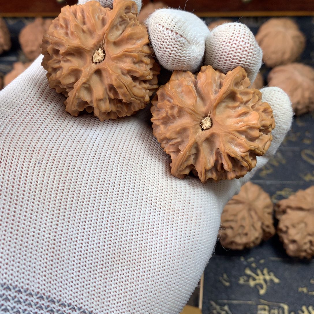 猴头核桃吊坠文玩核桃苹果园44