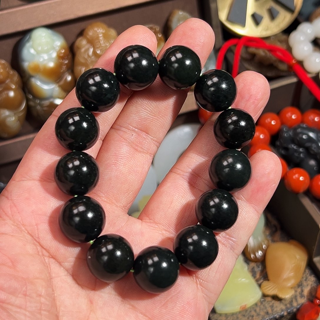 和田玉手串未镶嵌格尔木黑青爆油料新手入门级