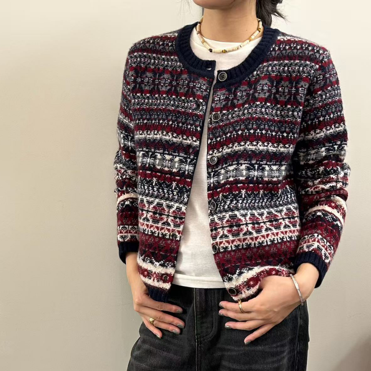 北欧风费尔岛提花毛衣外套女圆领复古文艺撞色厚款针织开衫4481