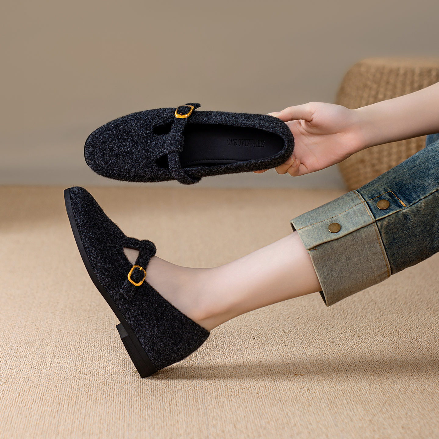 内增高6cm单鞋女2025春季新款T字带软底豆豆鞋浅口玛丽珍毛毛鞋