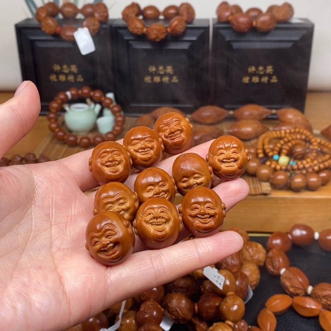 手串橄榄核顾志东老师人生百态