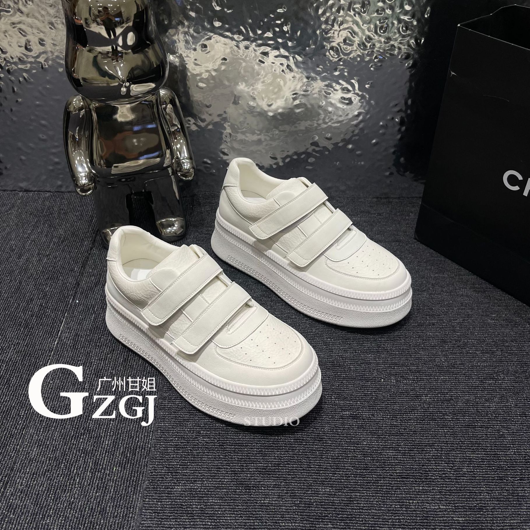 【魔术贴小白】25秋冬新款增高潮流透气厚底时尚休闲鞋729