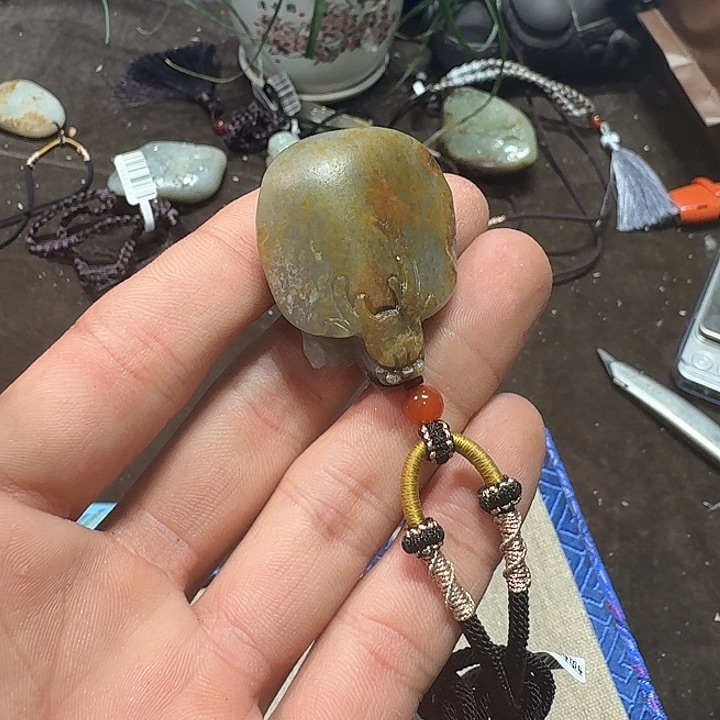 未镶嵌和田玉车挂