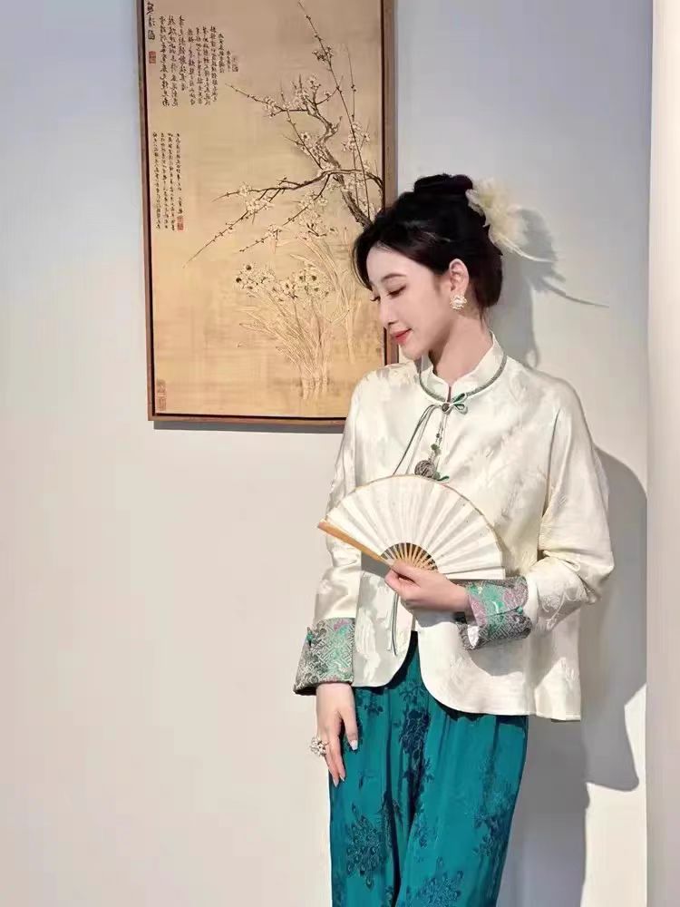 [001-060]   编号新中式女装