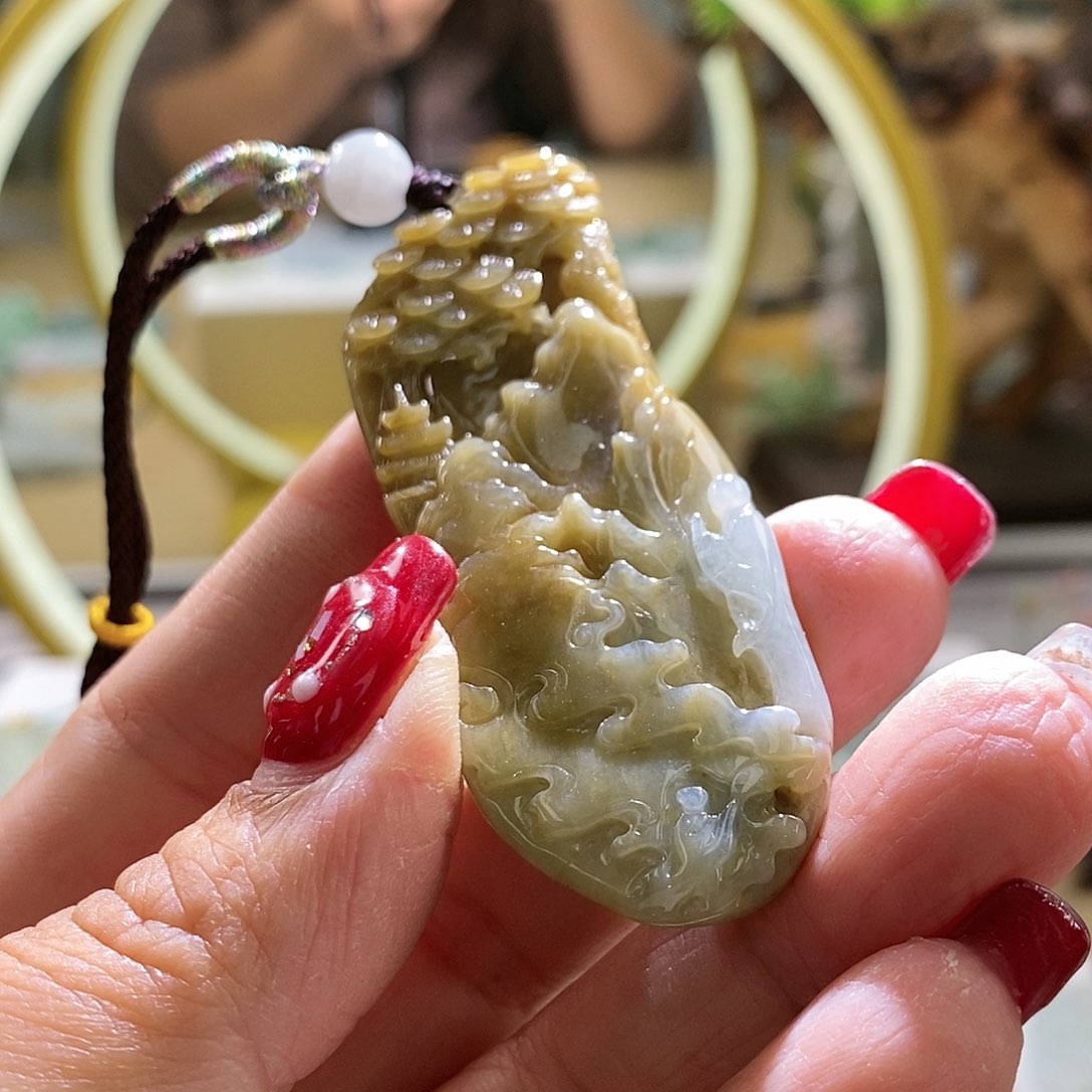 【闪购商品】翡翠颈饰未镶嵌悟道