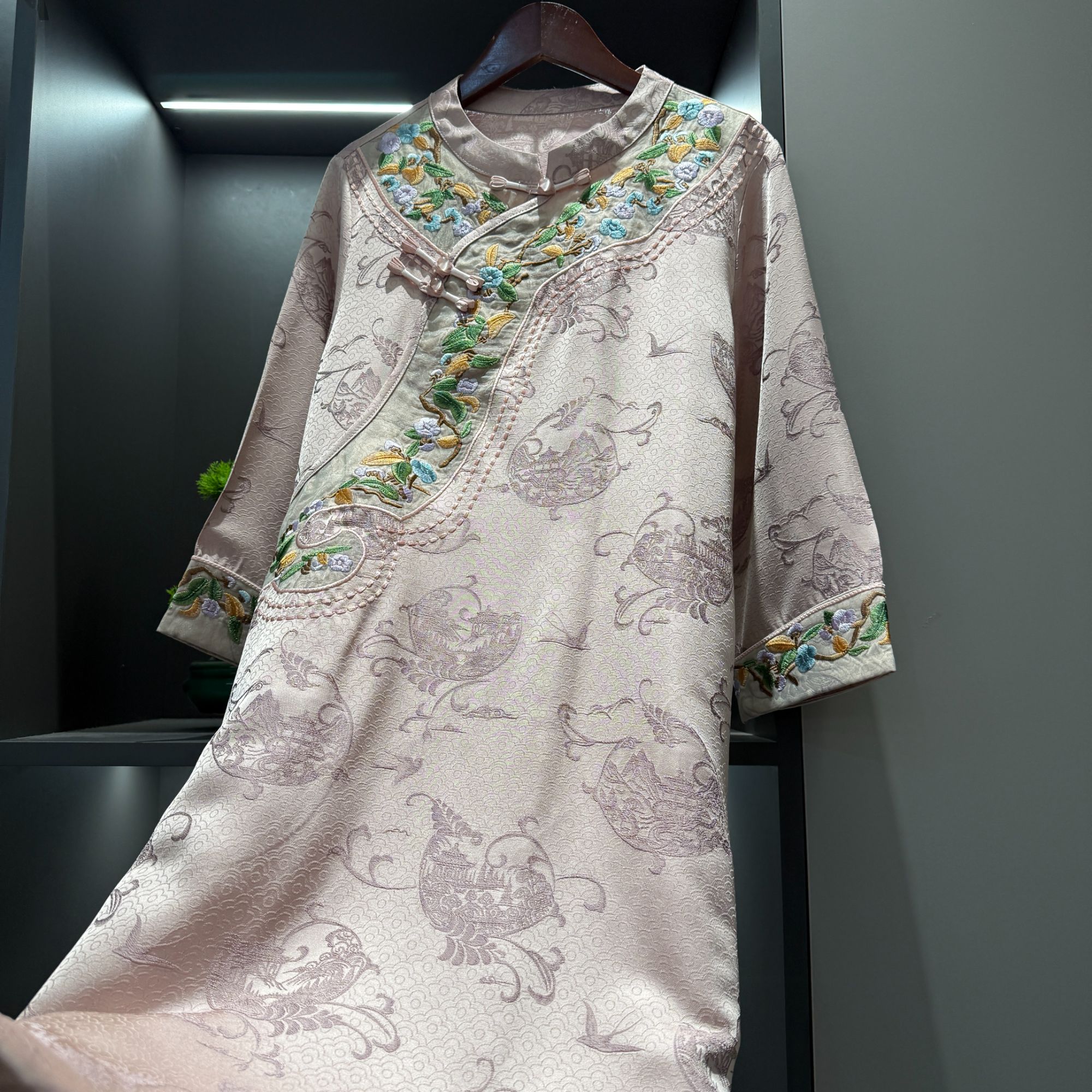 中式连衣裙复古绣花传统改良气质女装春季宽松连衣裙1877