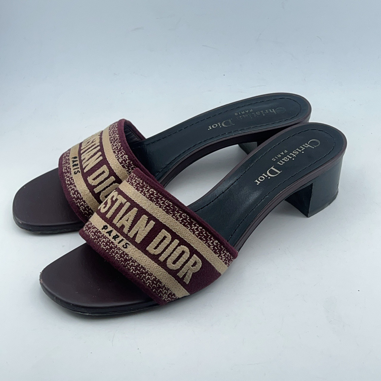 95新 DIOR/迪奥 37.5码/刺绣凉拖高跟鞋