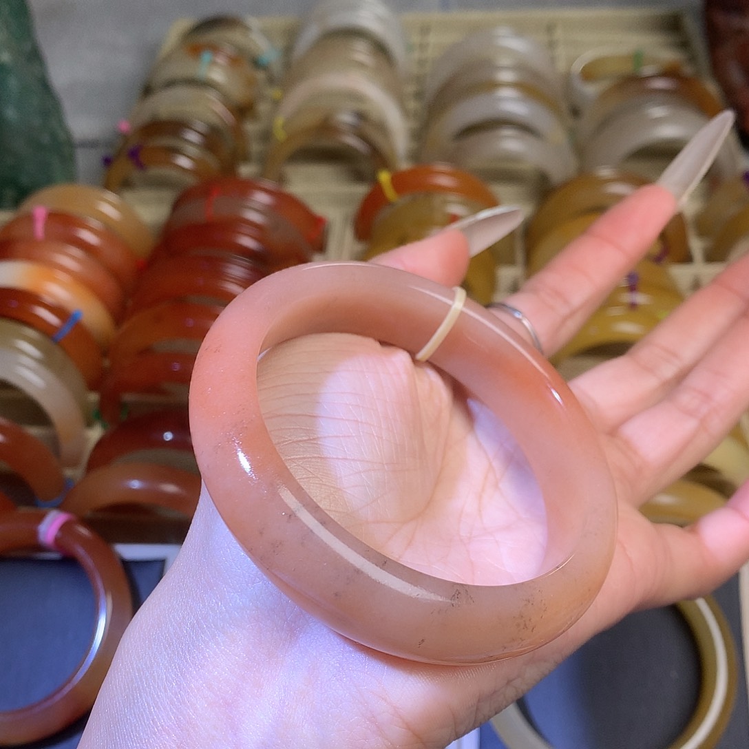 石英质玉（黄龙玉）未镶嵌手镯