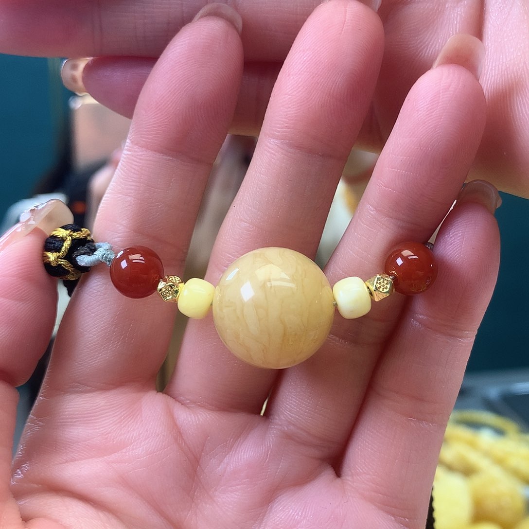 蜜蜡珠宝奇石未镶嵌花*误