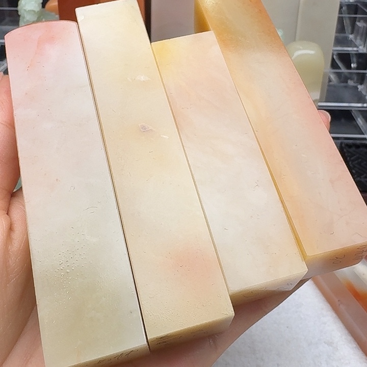 ****包寿山石印石老挝素章