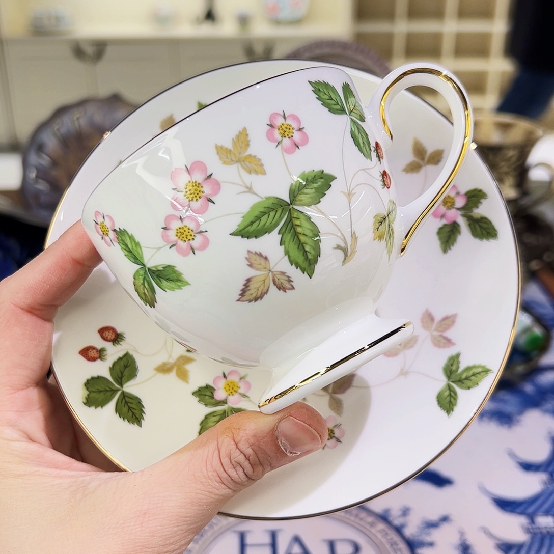 咖啡杯和茶杯是很配噢哦 