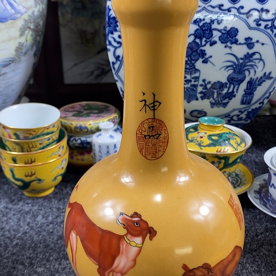 手工手绘陶瓷摆件工艺品