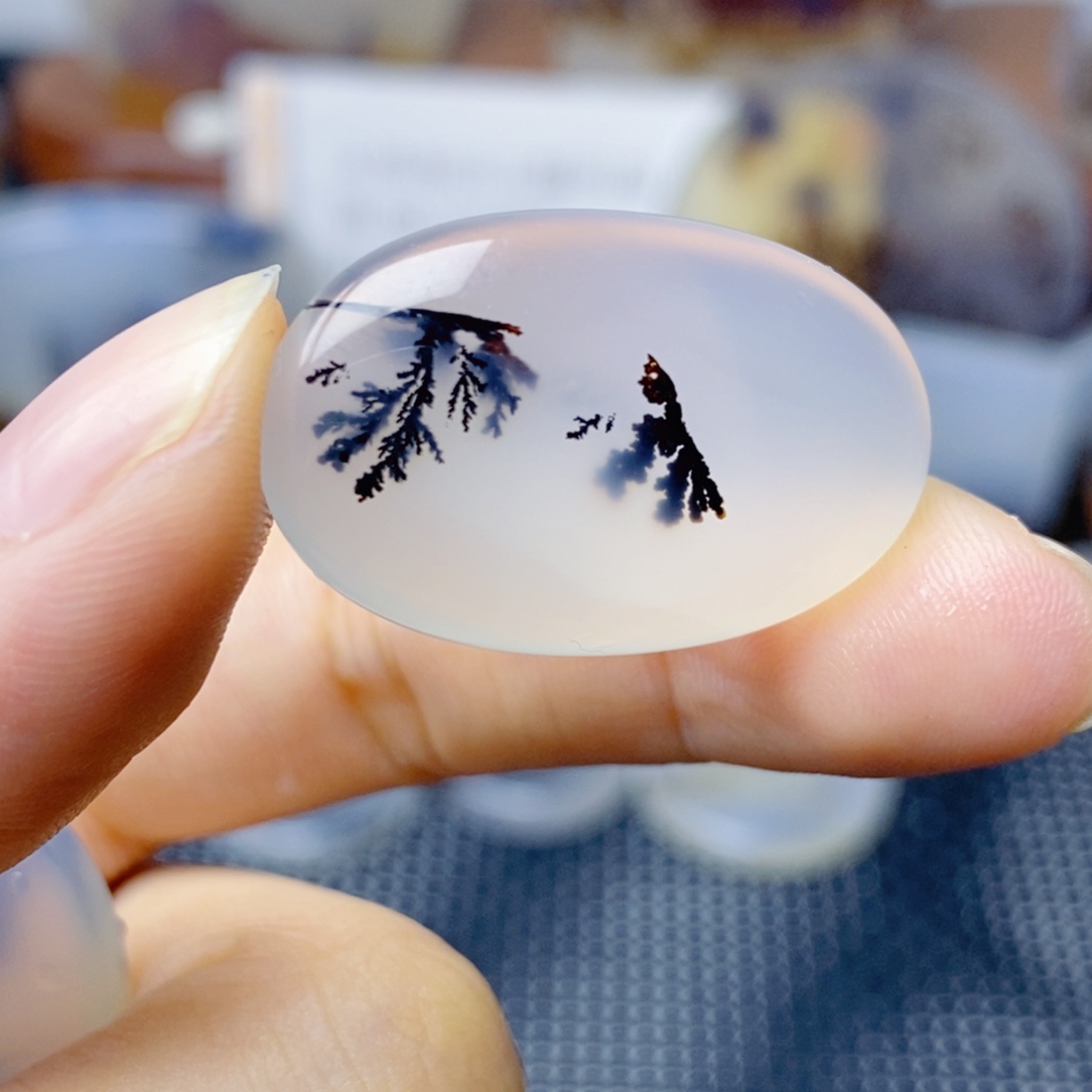 玛瑙/玉髓未镶嵌珠宝奇石