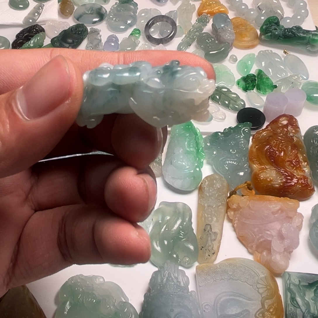 翡翠未镶嵌颈饰天然翡翠