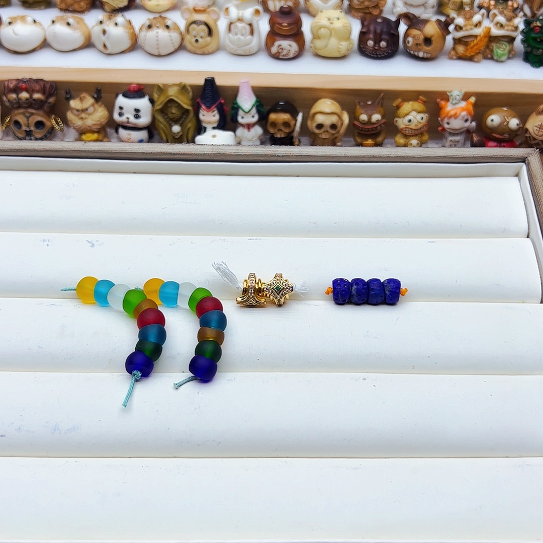 树脂制品手工打磨配饰