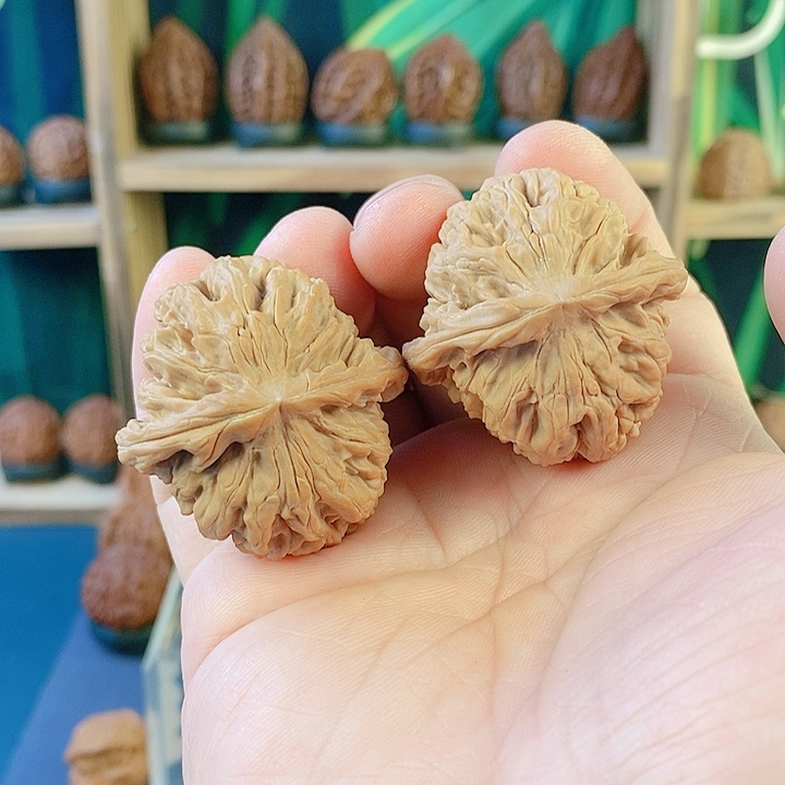 吊坠文玩核桃核老闷39尺