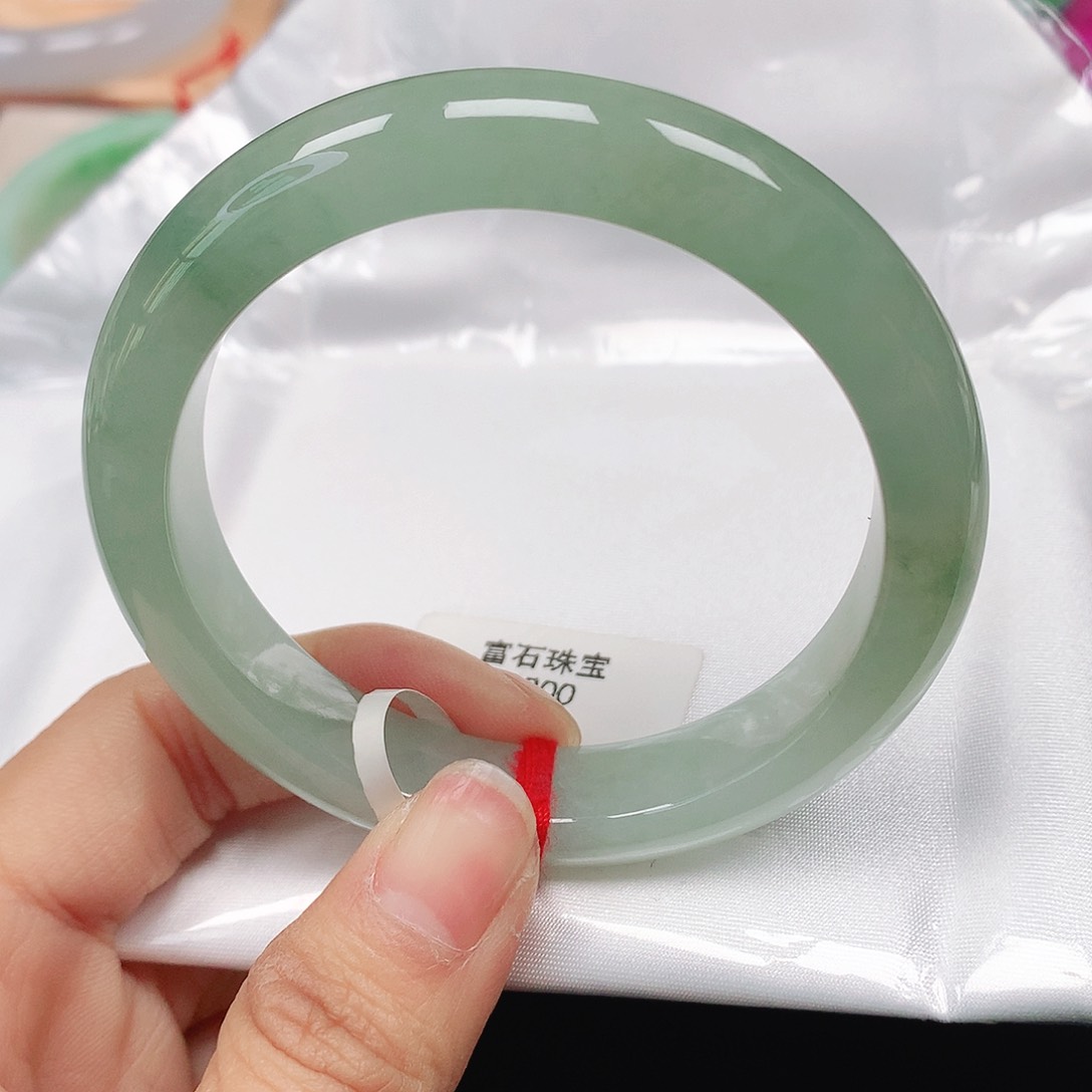 翡翠手镯未镶嵌天然翡翠手镯52