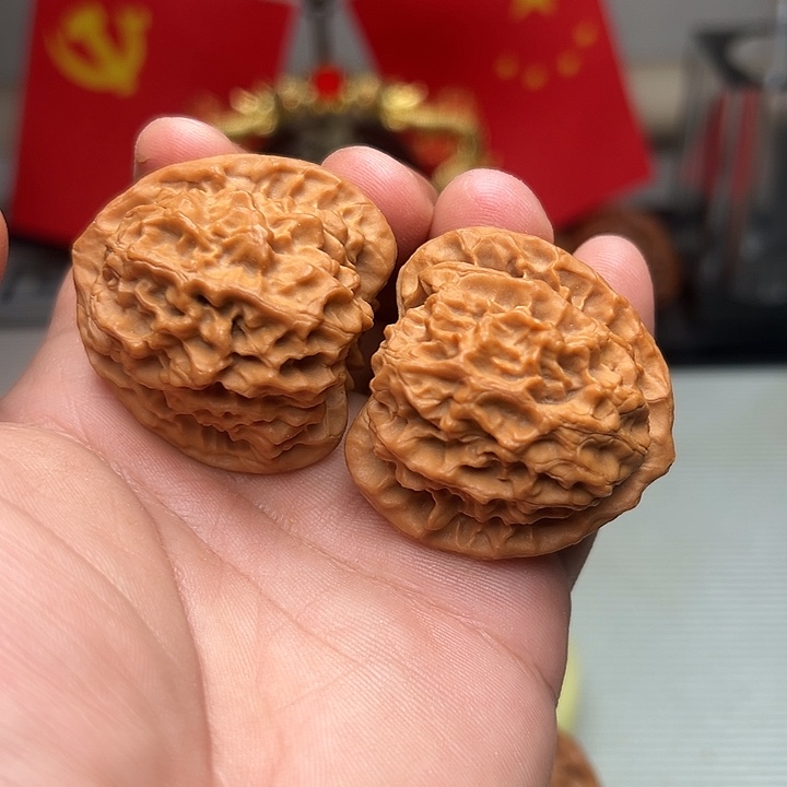 吊坠文玩核桃玄月38