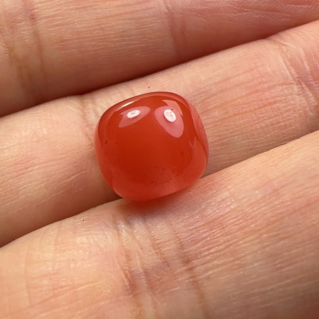 南红玛瑙珠子未镶嵌