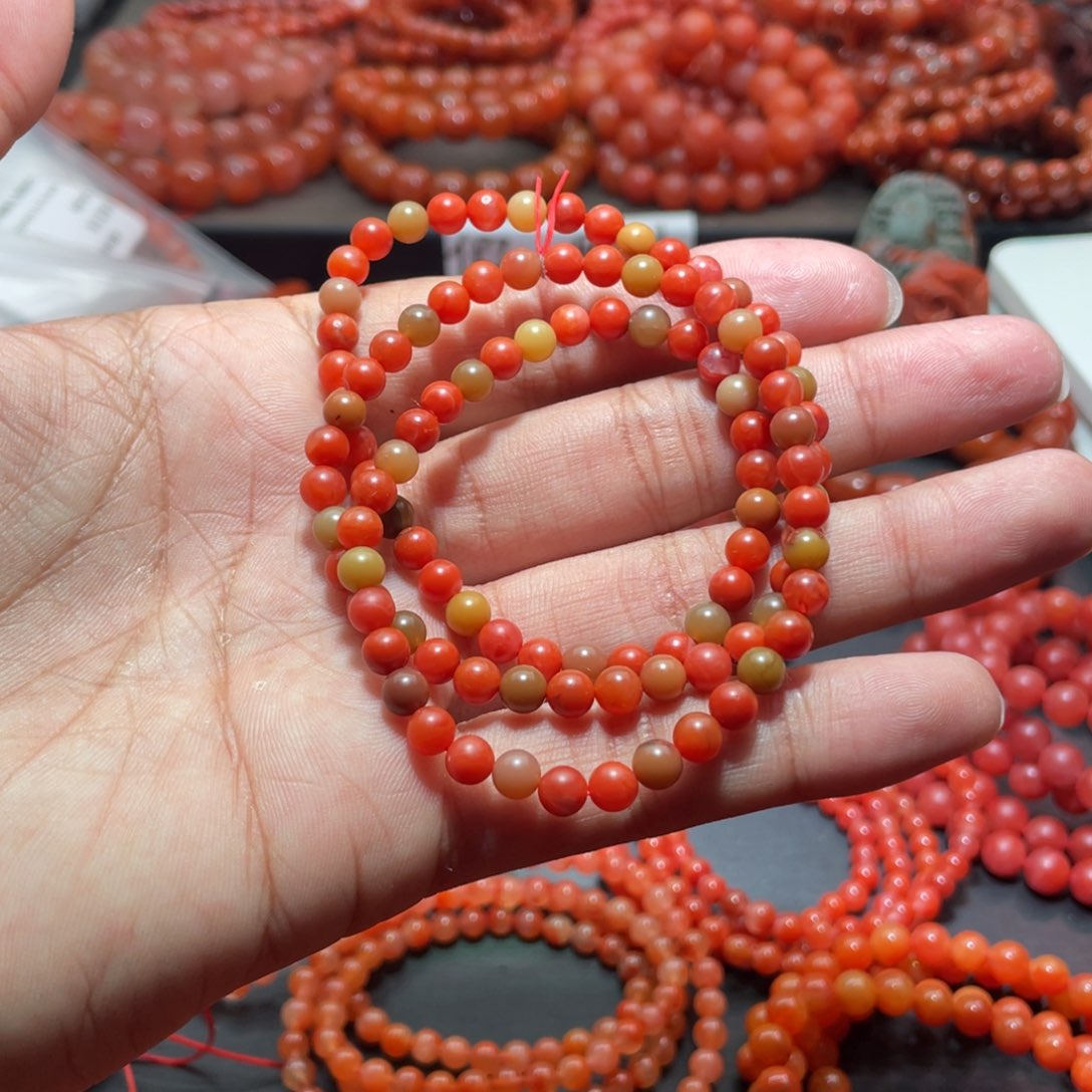南红玛瑙手链未镶嵌