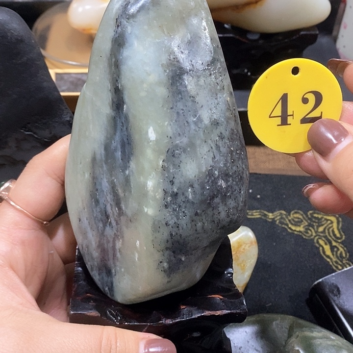 未镶嵌和田玉（糖玉）挂件