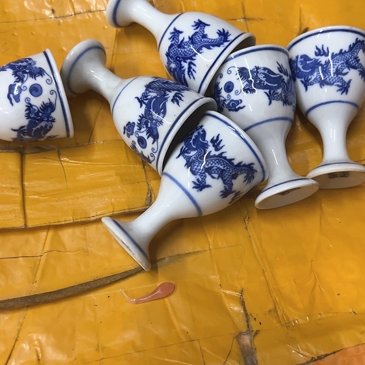 蓝***光其他陶6个龙纹酒杯景德镇
