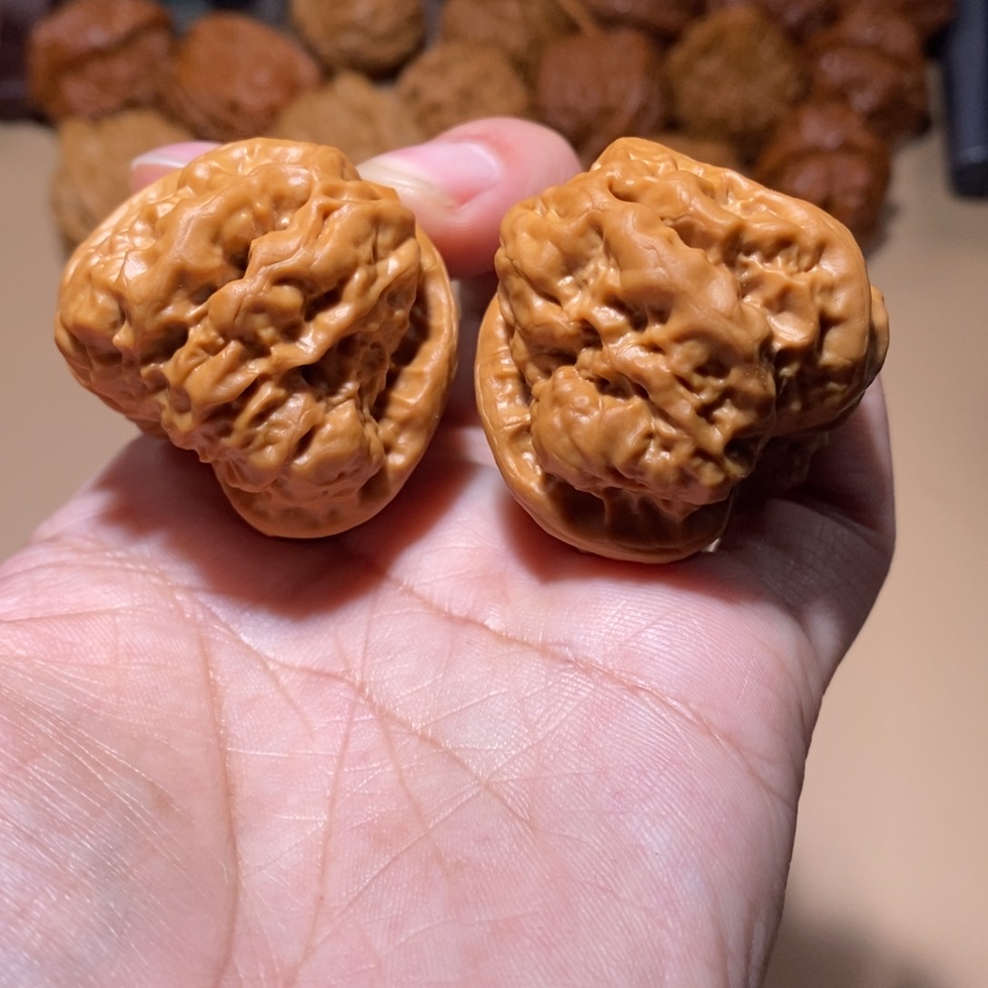 文玩核桃把件微修尖39尺A级怀柔三角蛙