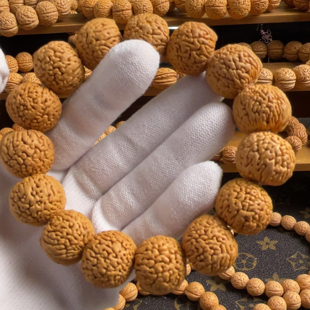 桃核手串龙鳞苹果