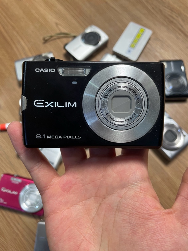9新 Casio/卡西欧 卡西欧z150 810w像素 成色嘎嘎新