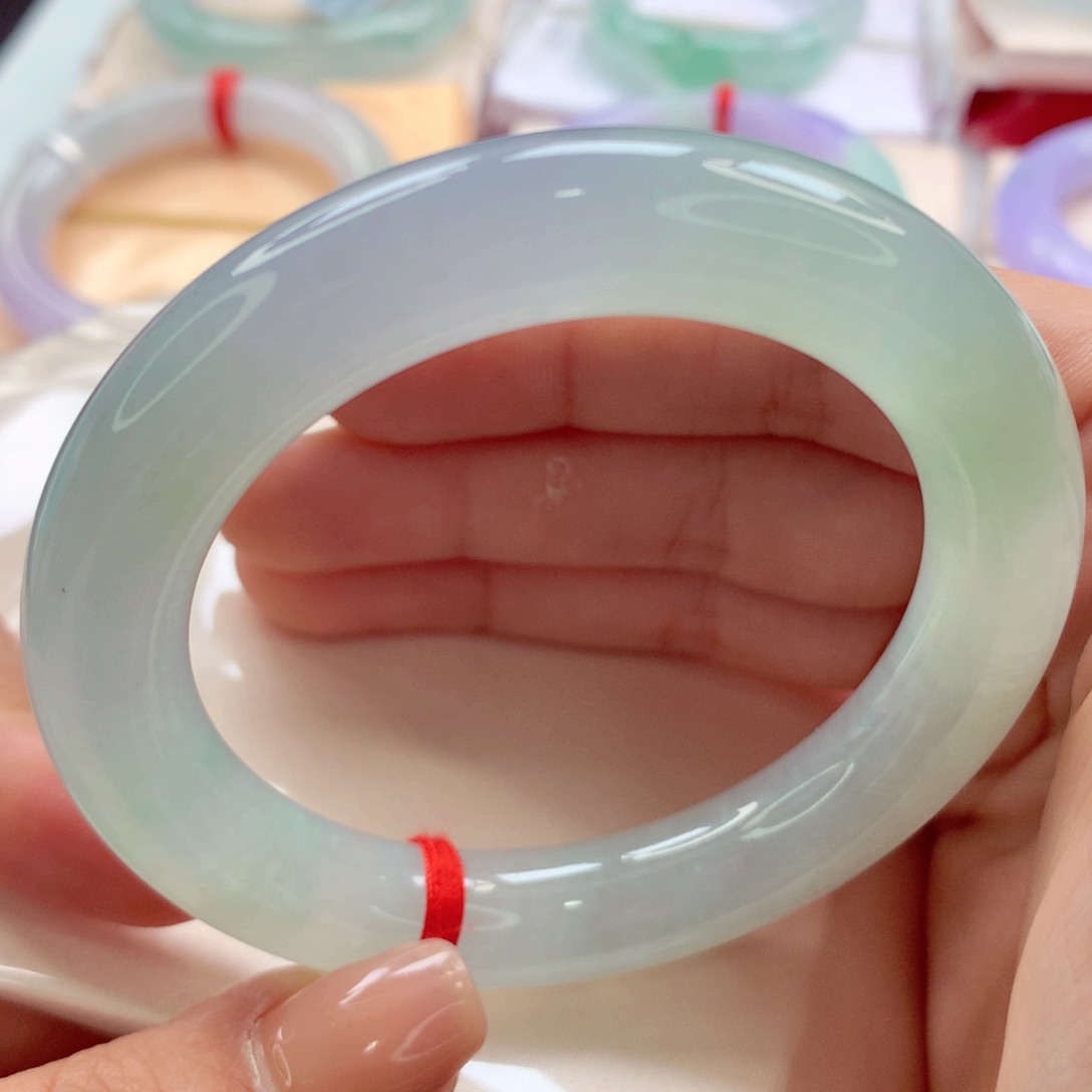 翡翠手镯（圆镯）未镶嵌师妹