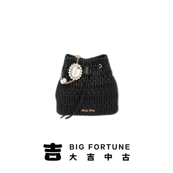 95新 MIU MIU/缪缪 大吉中古/sz/缪缪黑金宝石链抽绳水桶包