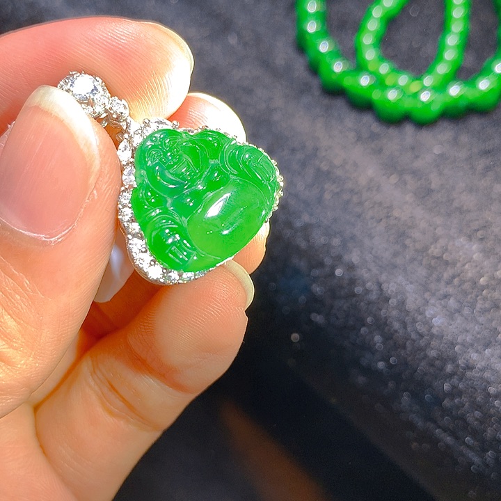 【闪购商品】翡翠颈饰银S925镶嵌翡翠