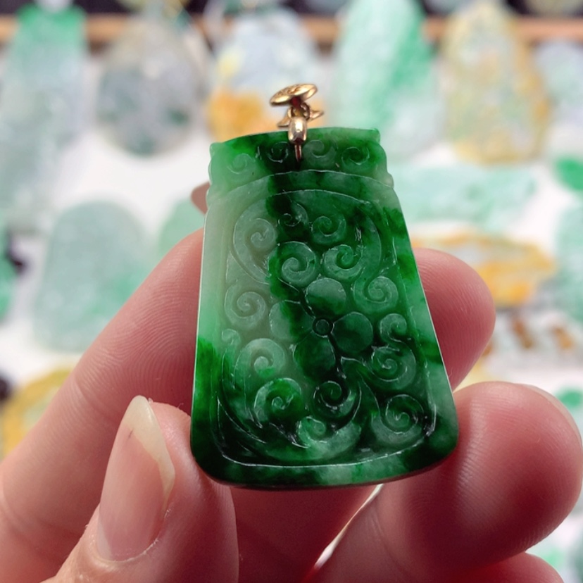 【闪购商品】翡翠吊坠(不含链)未镶嵌